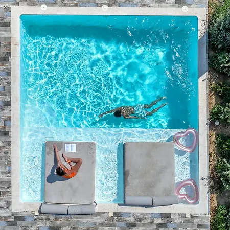 Depis Luxury Private Vila